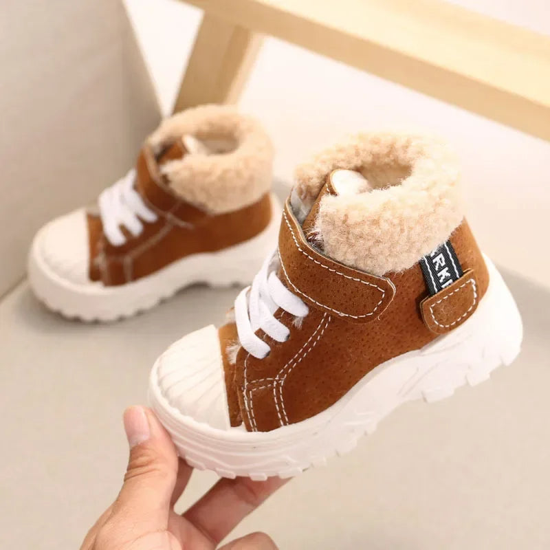 Kuschelwarme Kinder-Winterstiefel "Frosty Steps"