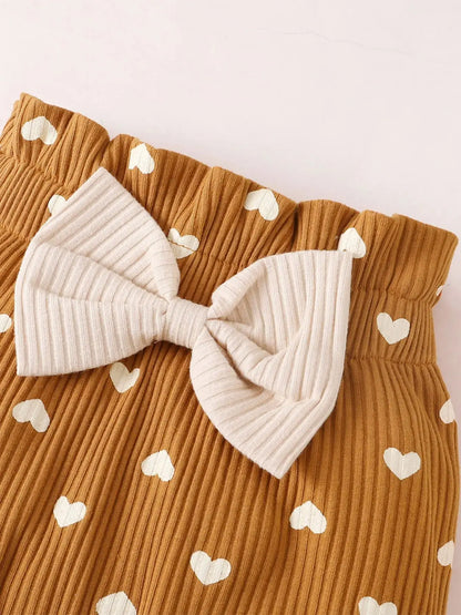 Modern Kid's Herzchen-Set – Liebevolle Eleganz für die Kleinsten