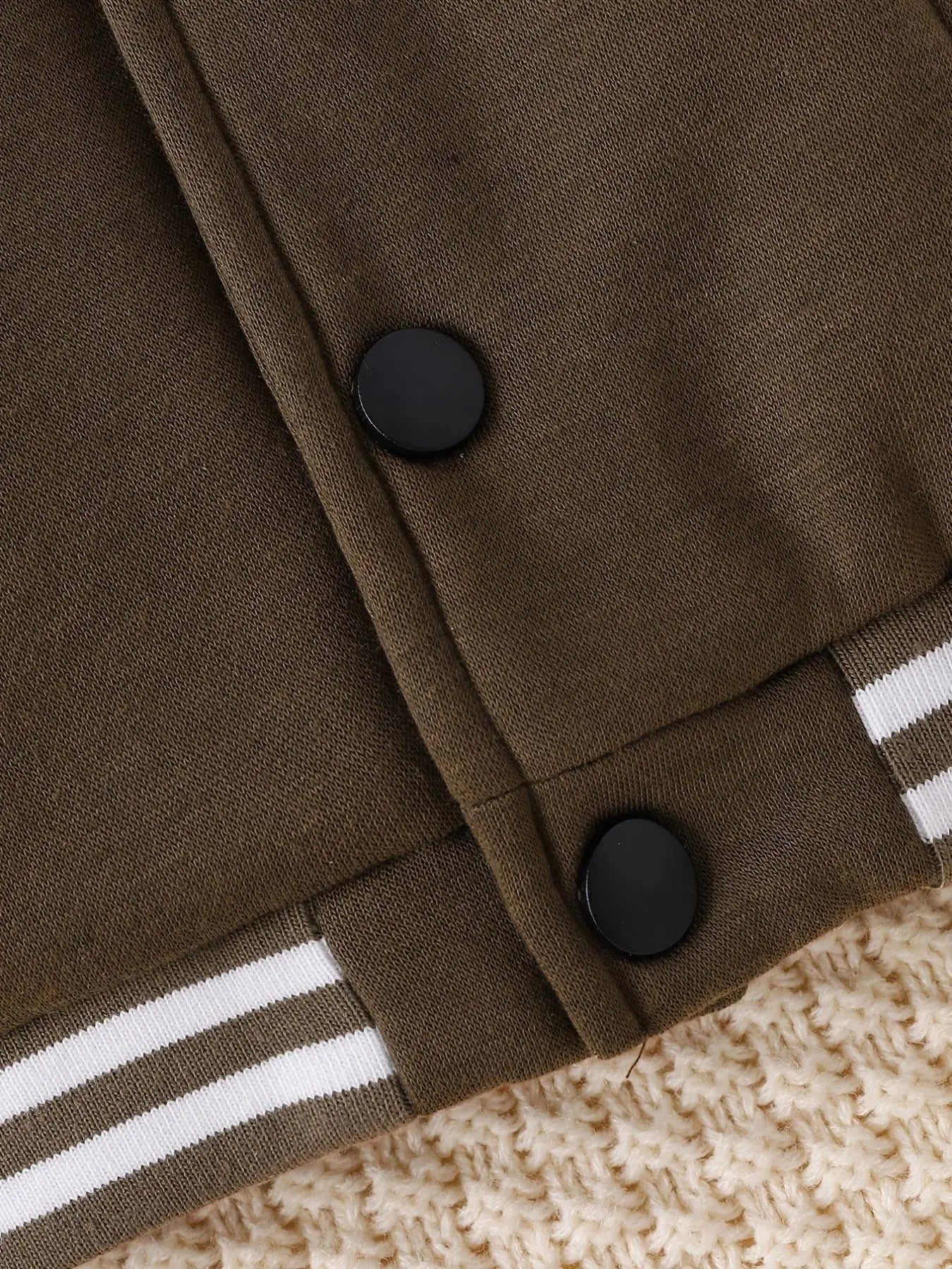 Babyjacke „Bärchenliebe“ – Süße Babymode mit Bärmotiv