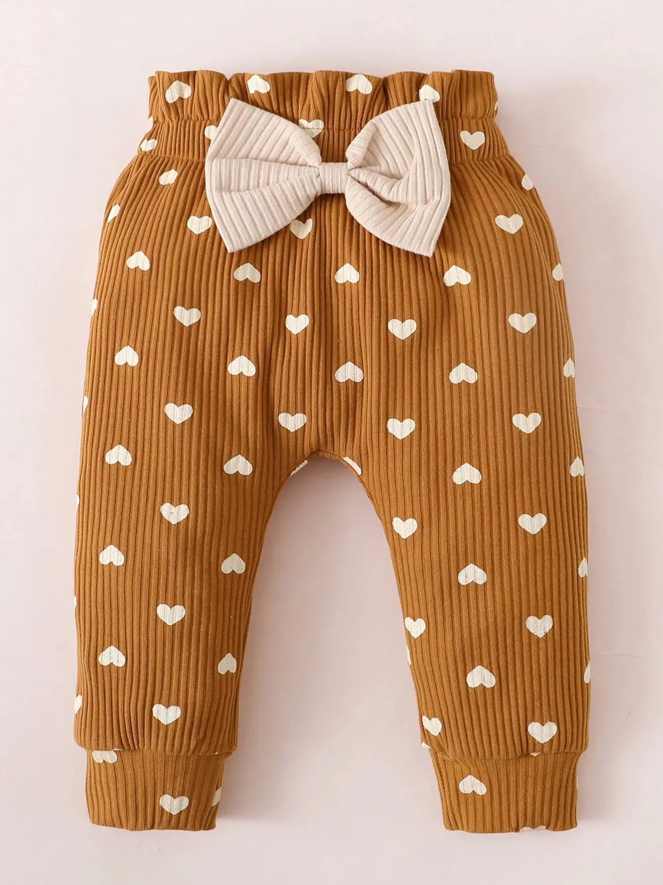 Modern Kid's Herzchen-Set – Liebevolle Eleganz für die Kleinsten
