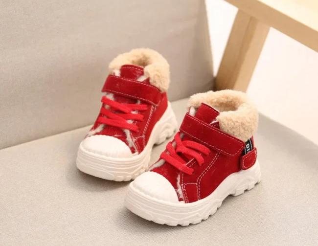 Kuschelwarme Kinder-Winterstiefel "Frosty Steps"