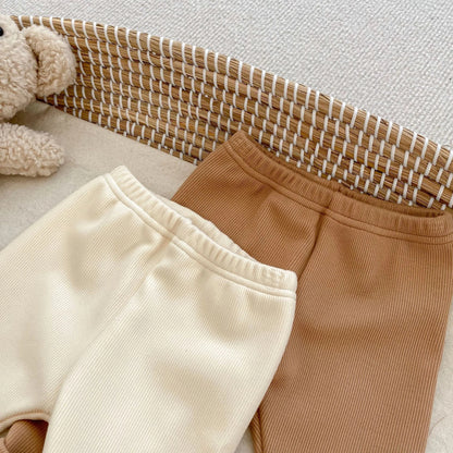 Kuschelweiche Hose mit Bärenmotiv