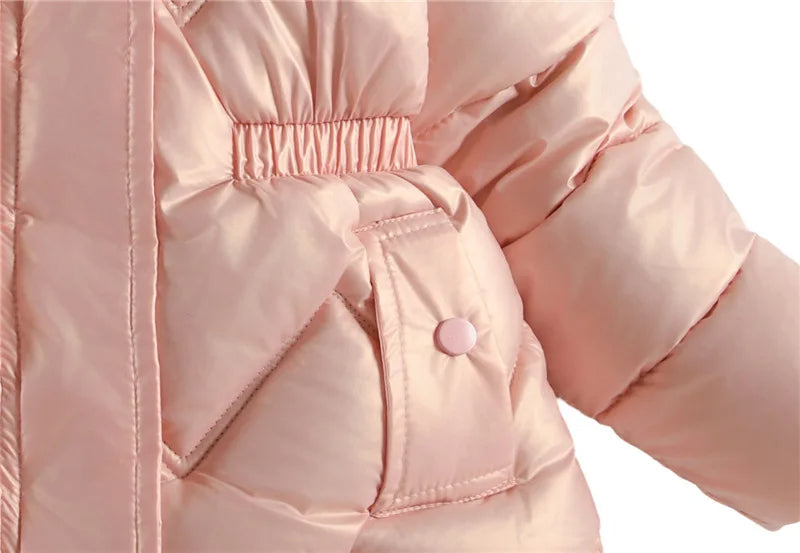 Elegante Mädchen-Winterjacke mit Kunstfellkapuze