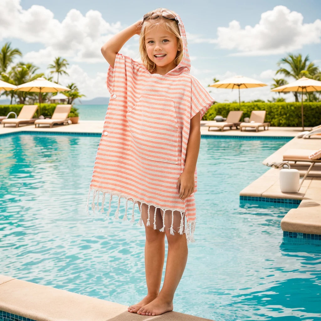 Kuscheliger Kinder-Poncho aus 100% Baumwolle