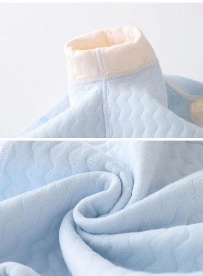 Kuschelweicher Baby-Strampler von Modern Kid