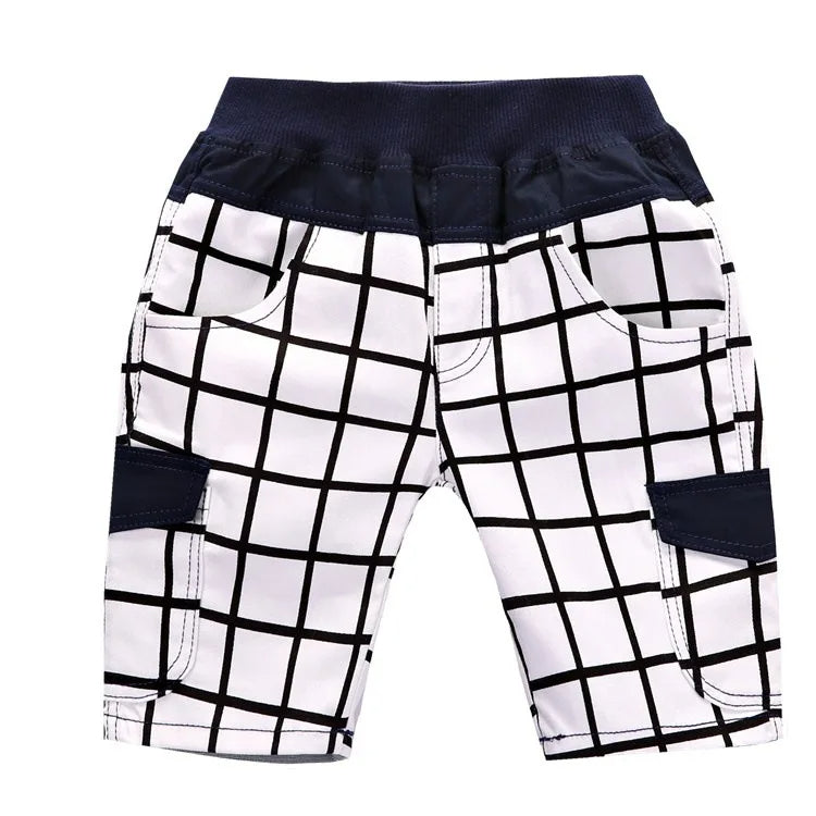 Bermudas mit Design für Jungen in verschiedenen Variationen