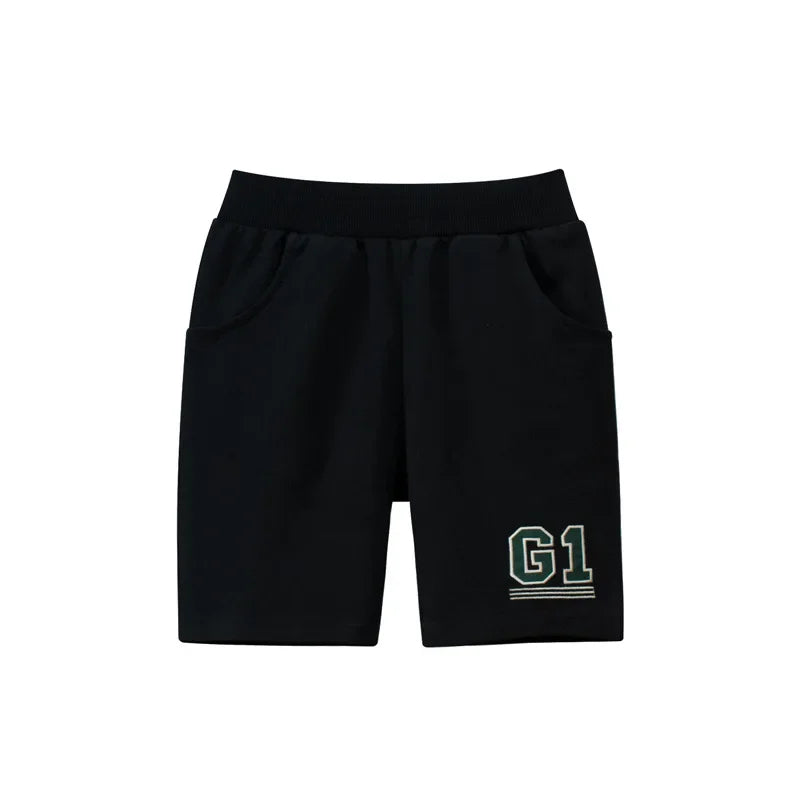 Sportliche Shorts für Jungen in verschiedenen Farben