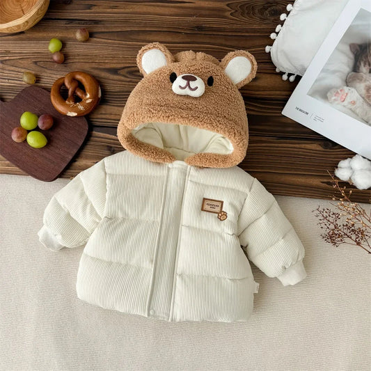 Kuschelige Bärenjacke für Babys – Wärme und Stil vereint