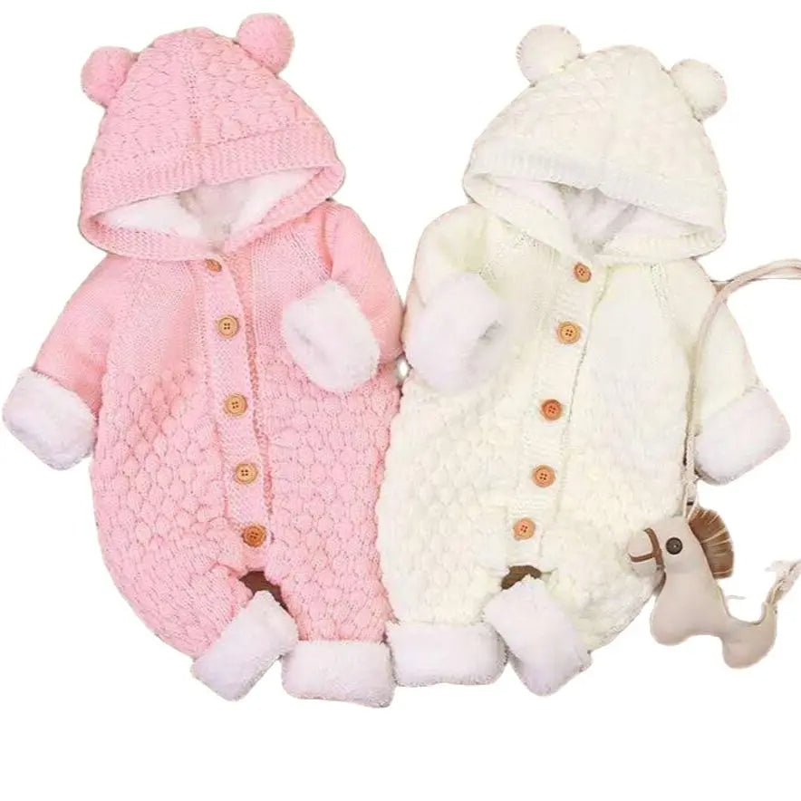 Kuscheliger Baby-Strickoverall "Bärenzauber"