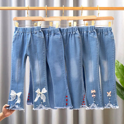 Zauberhafte Kinder-Jeans "Fröhliche Schleifen"