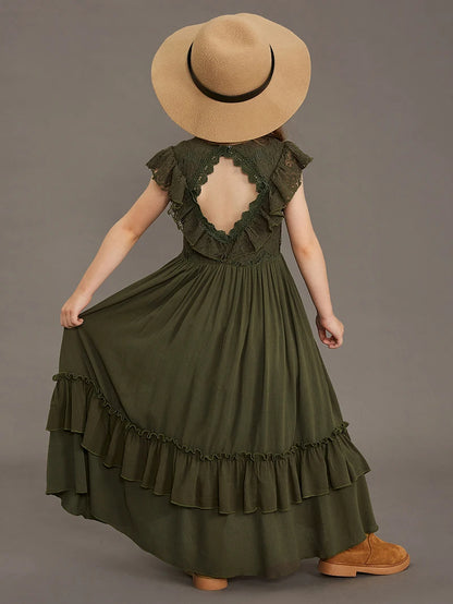 Langes Sommerkleid für Mädchen mit Spitze & Volants