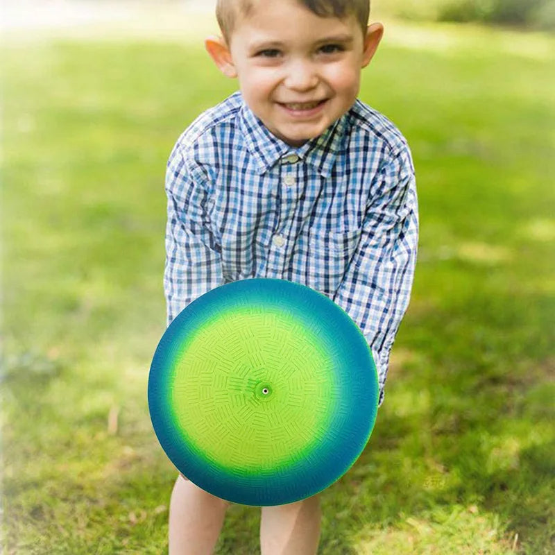 Bunter Gummiball für Kinder – Der vielseitige Wasserball von Modern Kid