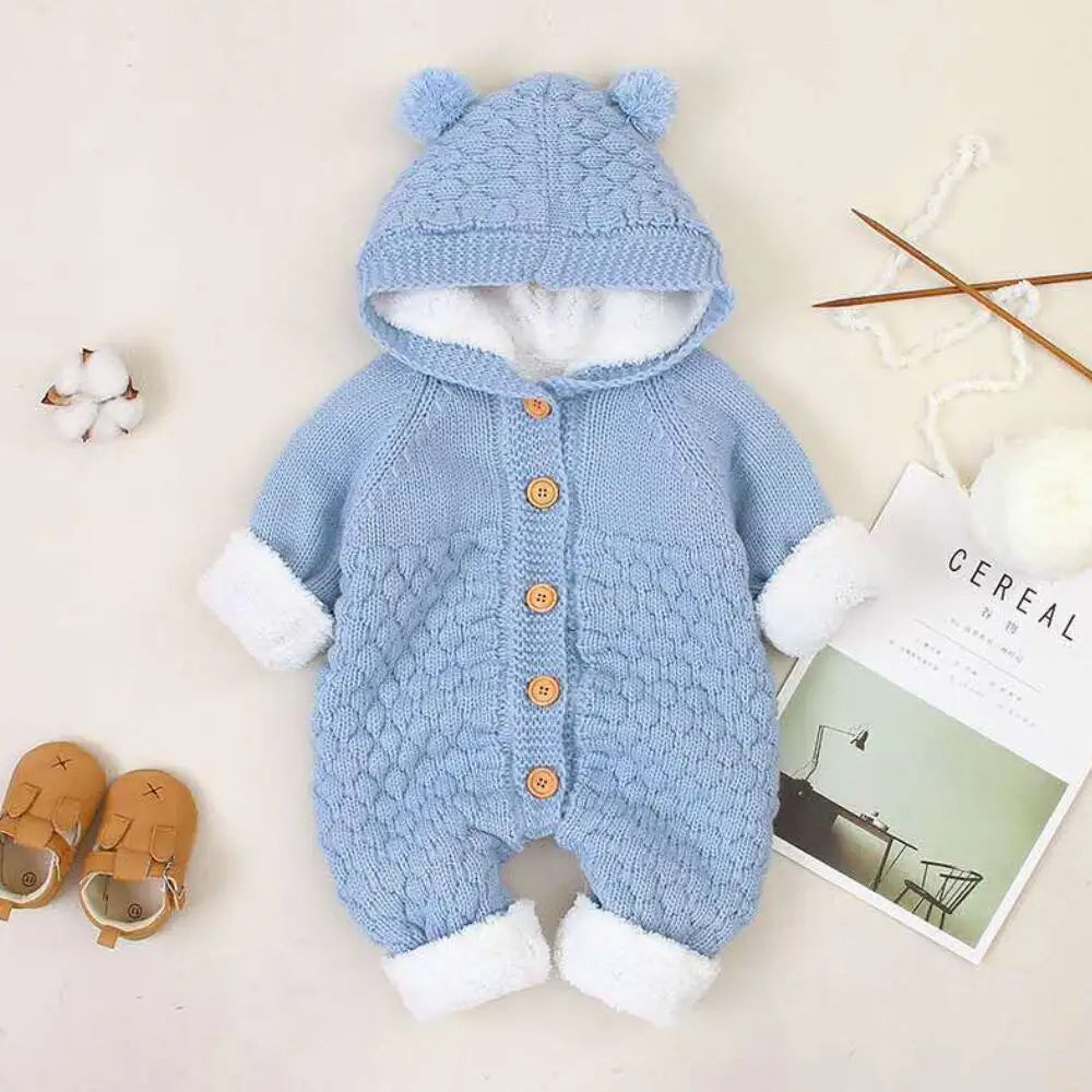 Kuscheliger Baby-Strickoverall "Bärenzauber"