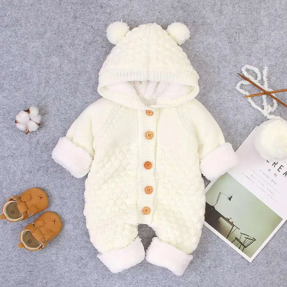 Kuscheliger Baby-Strickoverall "Bärenzauber"