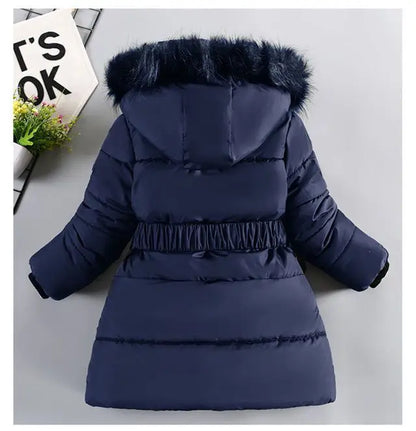 Winterjacke mit Kapuze & Kunstfell / Winterparka für Mädchen