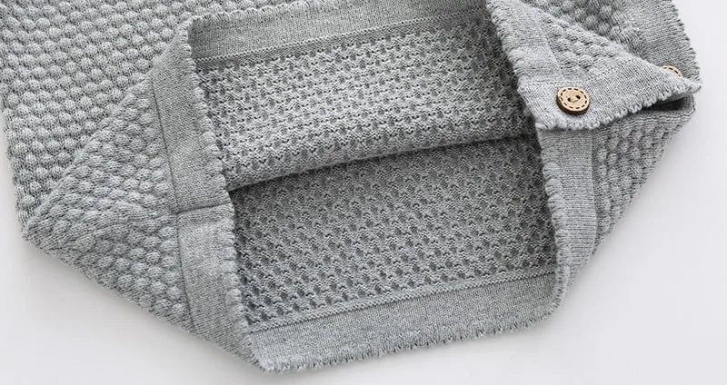 Baby-Strickset – Komfort und Stil für die Kleinsten