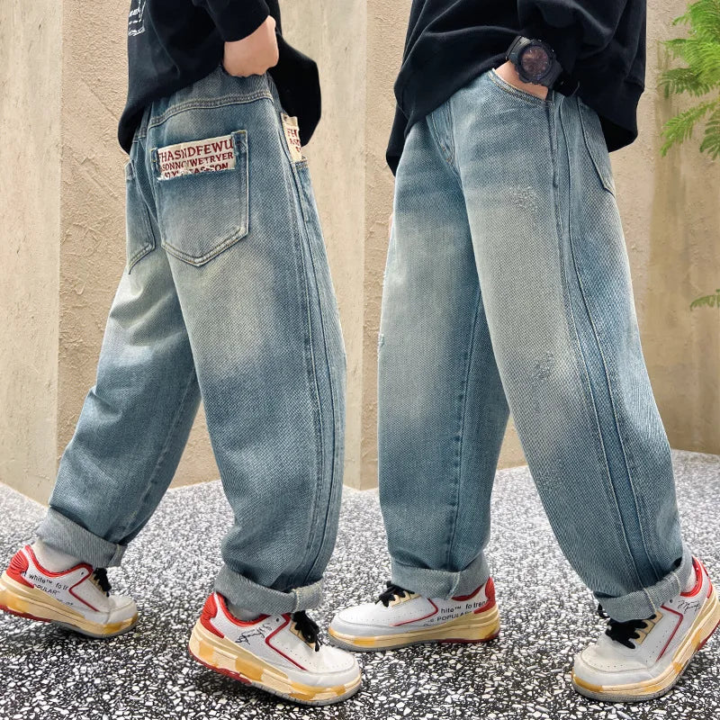 Trendige Baggy-Jeans für Kinder