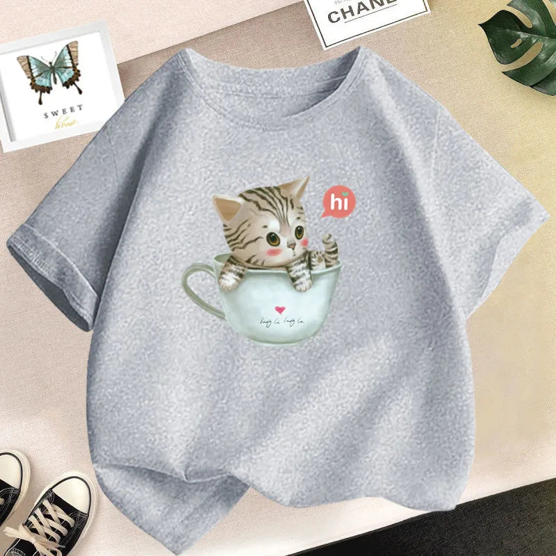 Niedliches Kinder-T-Shirt mit Katzenmotiv