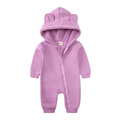 Baby-Overall mit Kapuze – 19 bezaubernde Designs