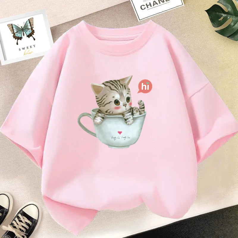 Niedliches Kinder-T-Shirt mit Katzenmotiv