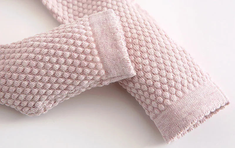 Baby-Strickset – Komfort und Stil für die Kleinsten