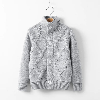Kinder-Strickjacke mit Zopfmuster & Kragen ohne Kapuze