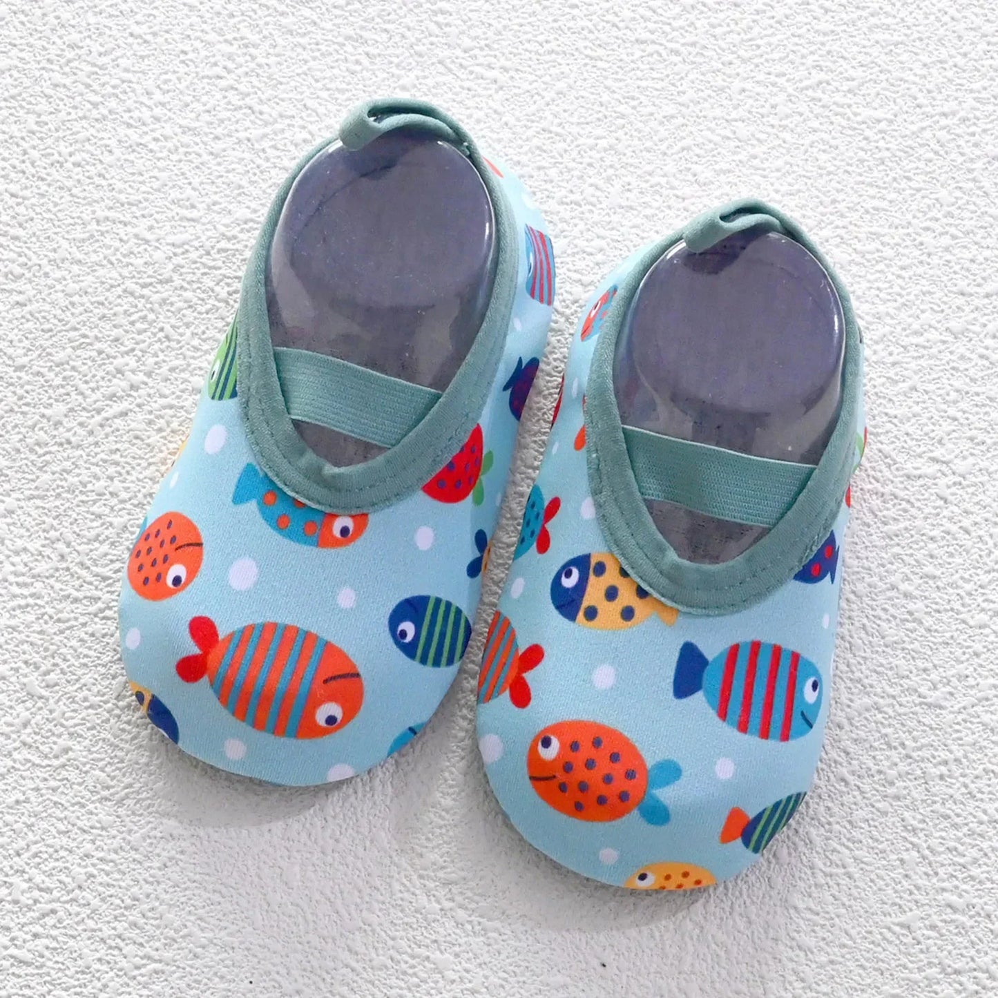 Bunte Kinder-Wasserschuhe