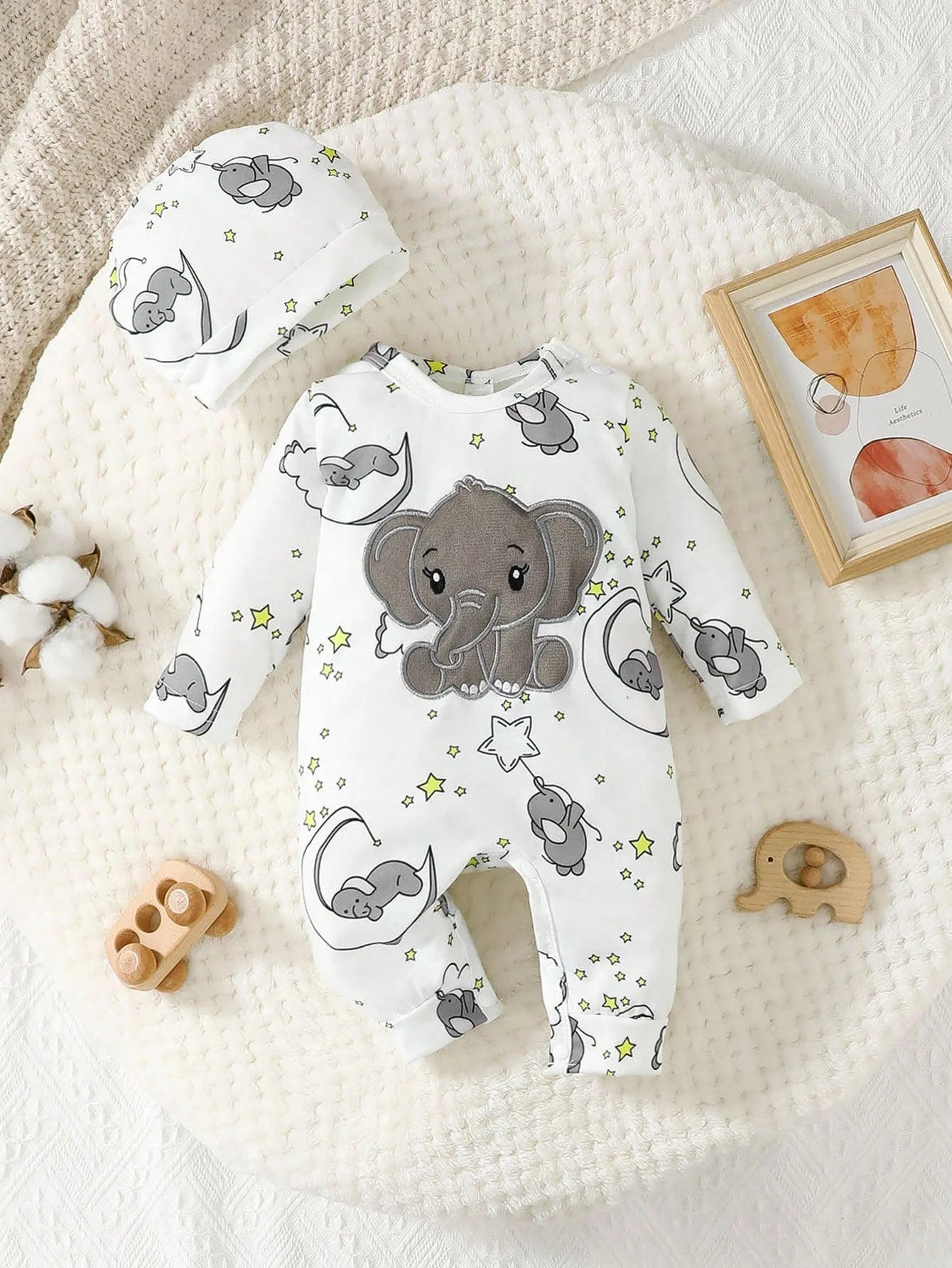 Baby-Strampler mit Elefanten-Motiv