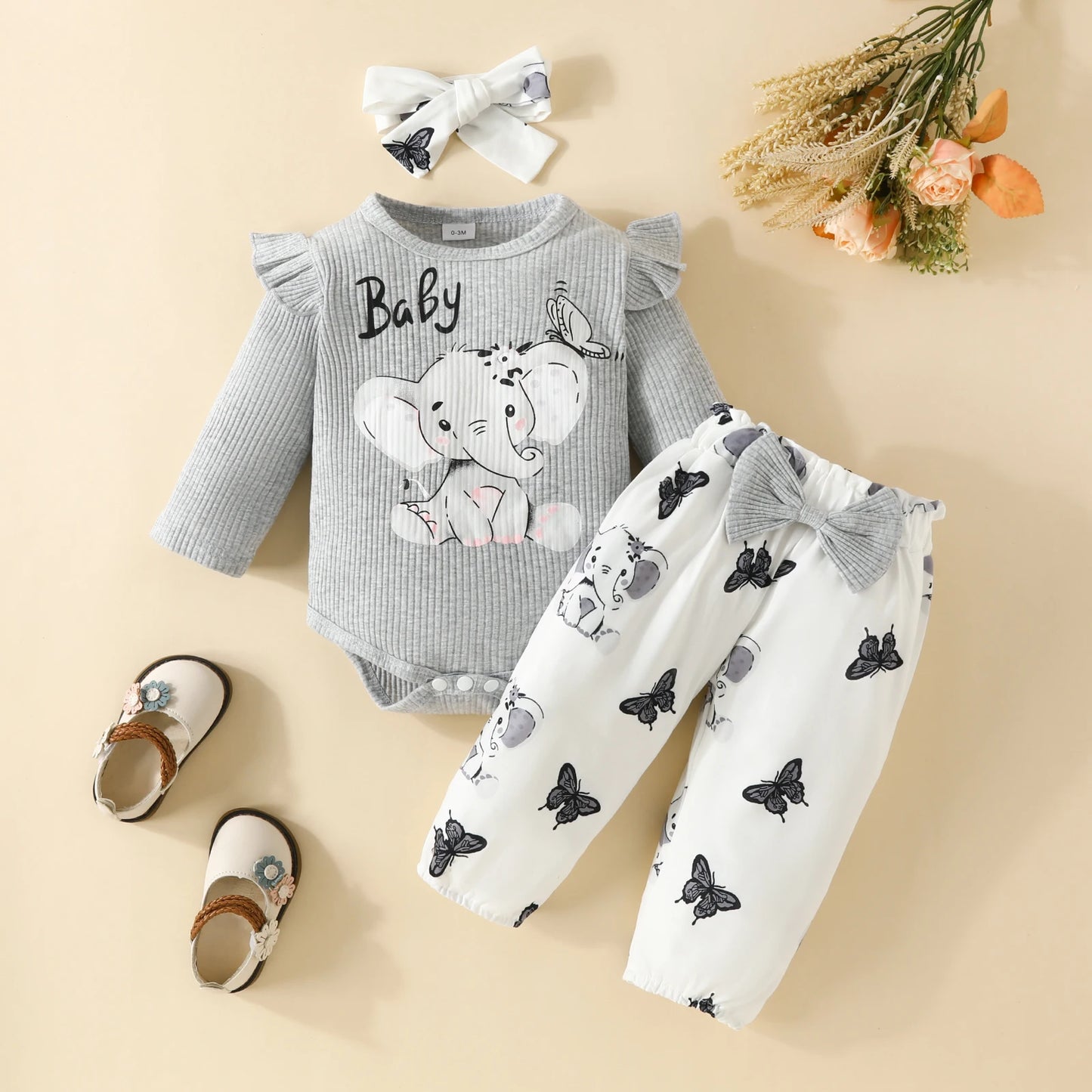 Baby-Set mit Elefanten- und Schmetterlingsmotiv