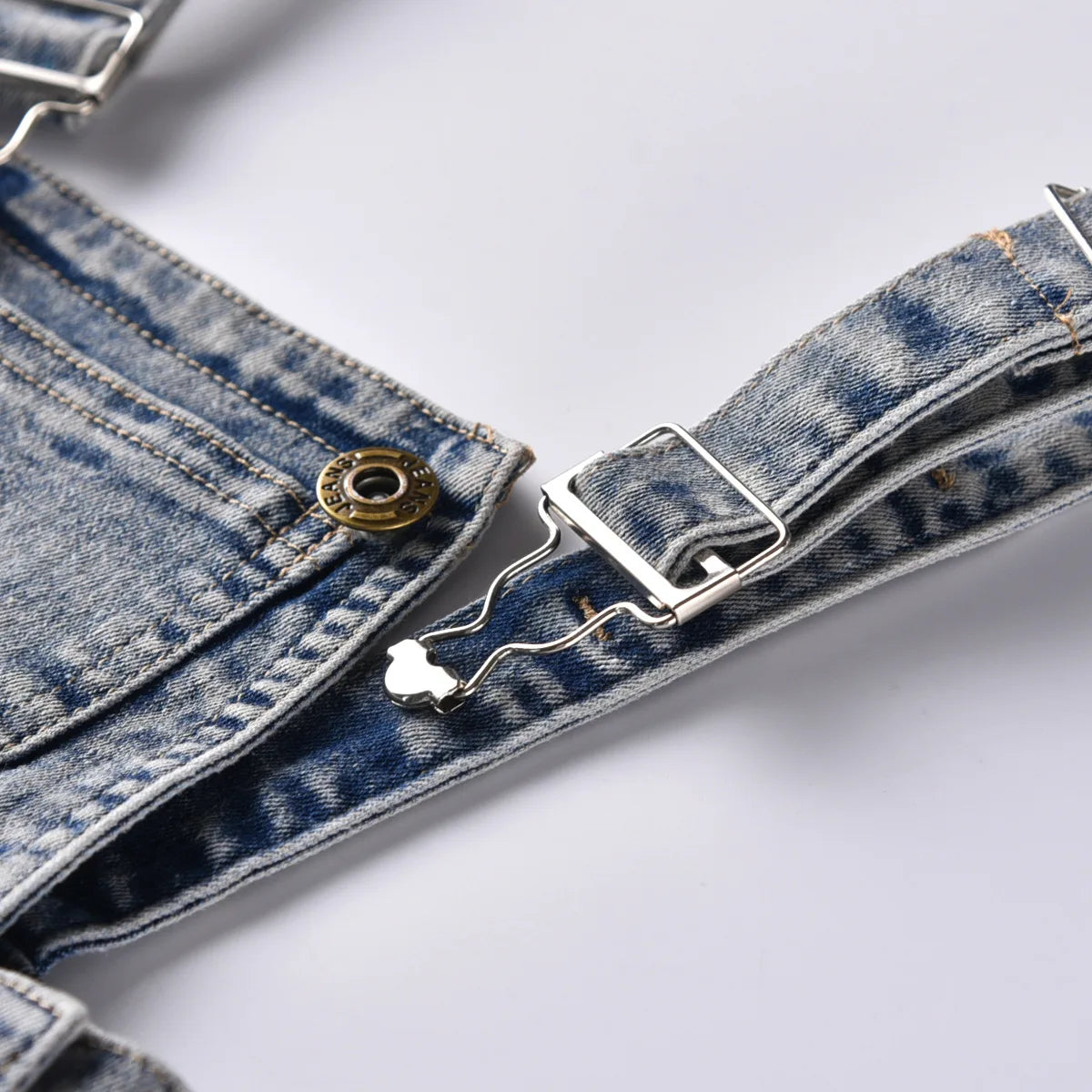 Kinder Jeans-Latzhose (Größen 80 bis 128)