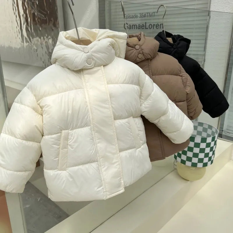 Kuschelige Winterwunder-Daunenjacke für Kinder