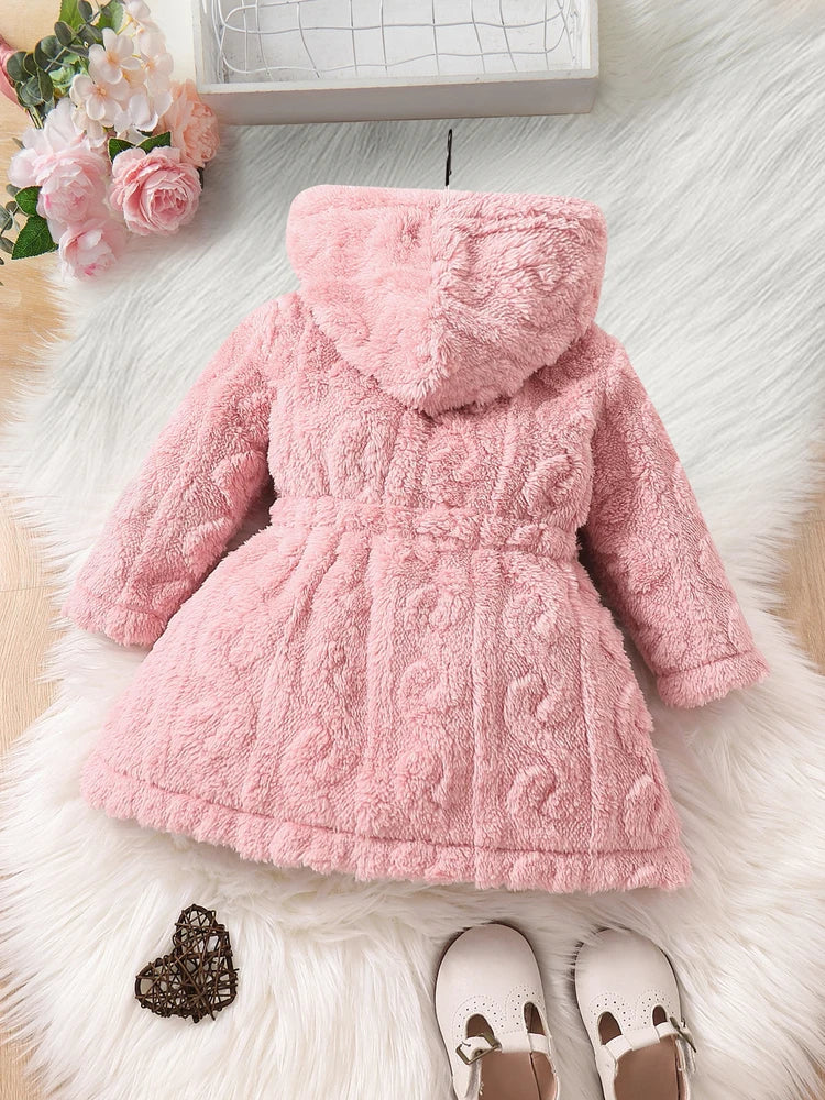 Flauschige Babyjacke in Rosa