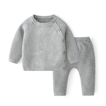 Baby-Strickset – Komfort und Stil für die Kleinsten