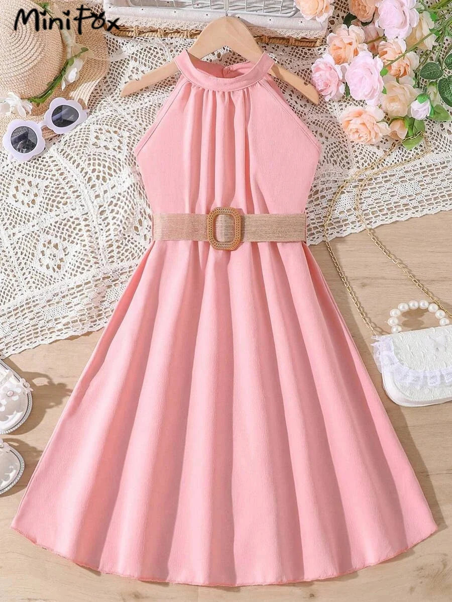 Elegantes Mädchenkleid mit Gürtel