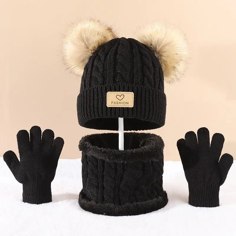 Stylisches Winter-Set für Kinder mit Mütze, Schal und Handschuhen