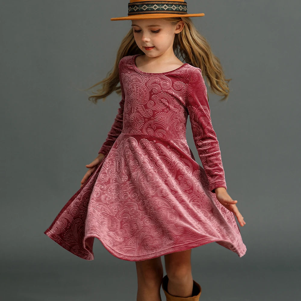 Elegantes Kinderkleid mit Blumenmuster