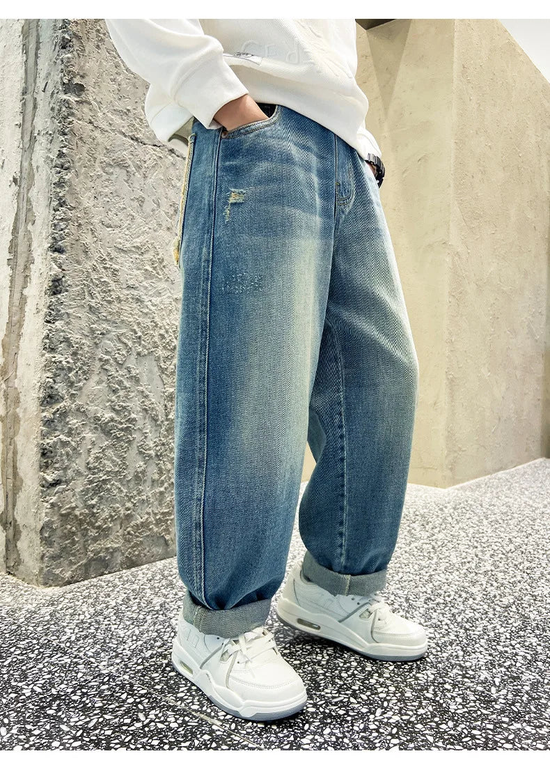 Trendige Baggy-Jeans für Kinder