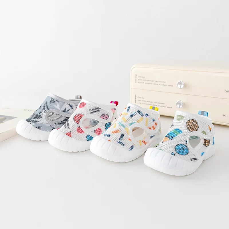 Bunte Baby-Sneaker – Perfekte Begleiter für kleine Entdecker!