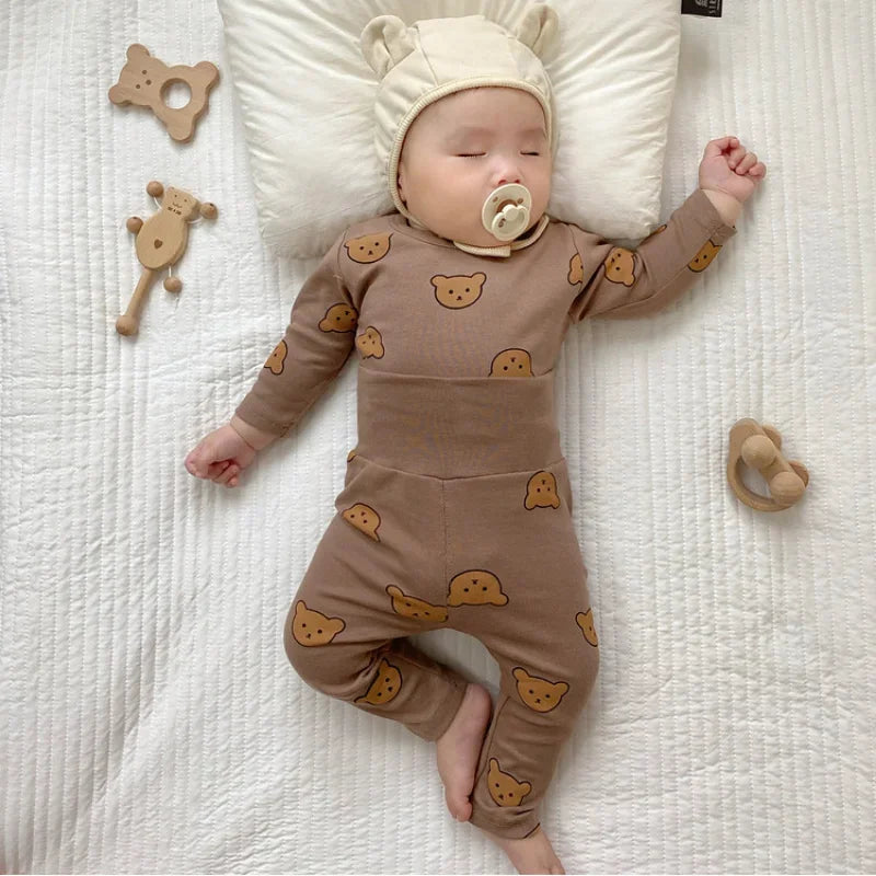 Niedliches Baby-Set mit Bärenmotiv