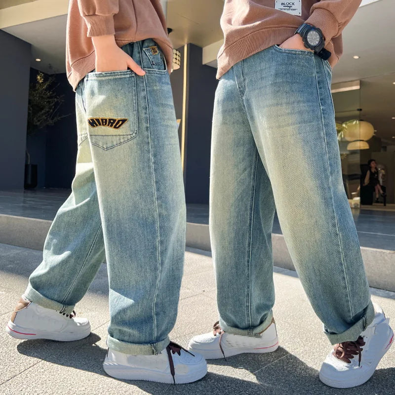 Trendige Baggy-Jeans für Kinder