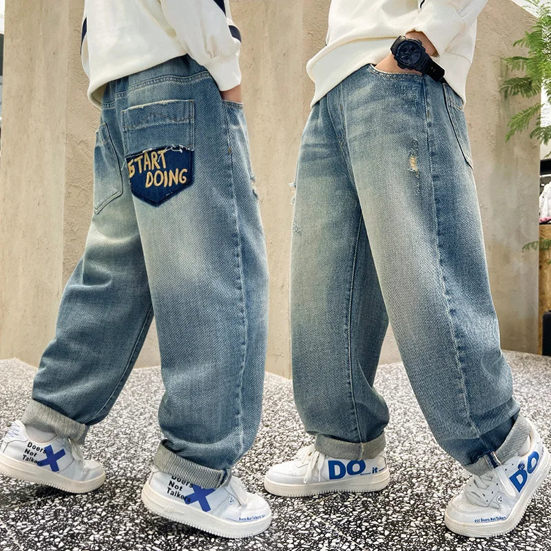 Trendige Baggy-Jeans für Kinder