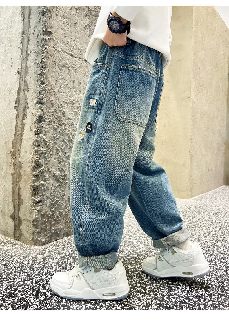 Trendige Baggy-Jeans für Kinder