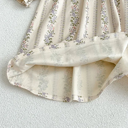 Zauberhaftes Kinderkleid mit Blumenmuster – Erhältlich in den Größen 80 bis 128