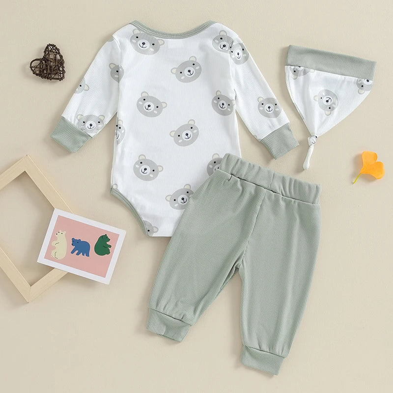 Niedliches Baby-Set mit Bärenmotiv