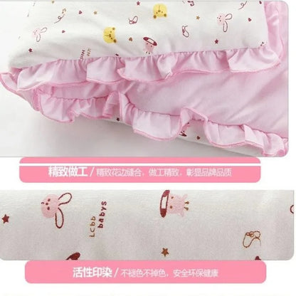 Baby Kuschelsack mit Rüschenverzierung