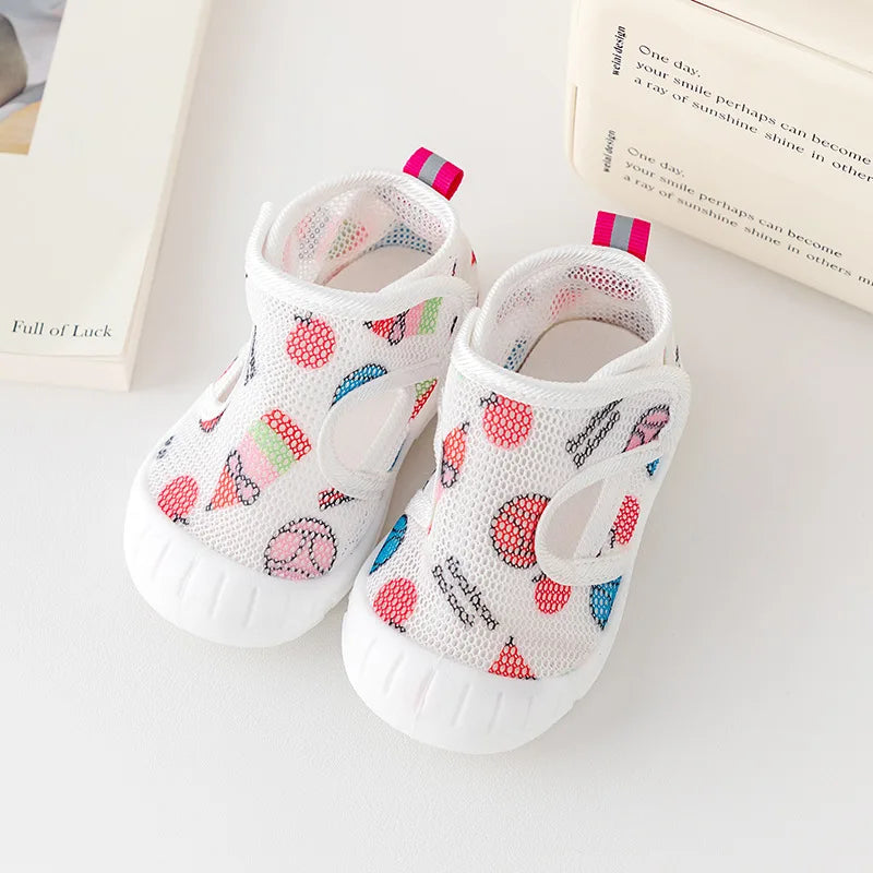 Bunte Baby-Sneaker – Perfekte Begleiter für kleine Entdecker!