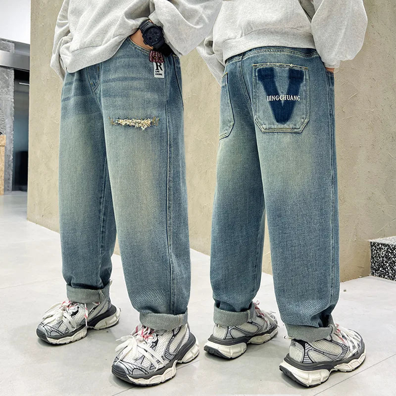 Trendige Baggy-Jeans für Kinder