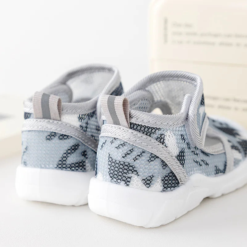 Bunte Baby-Sneaker – Perfekte Begleiter für kleine Entdecker!