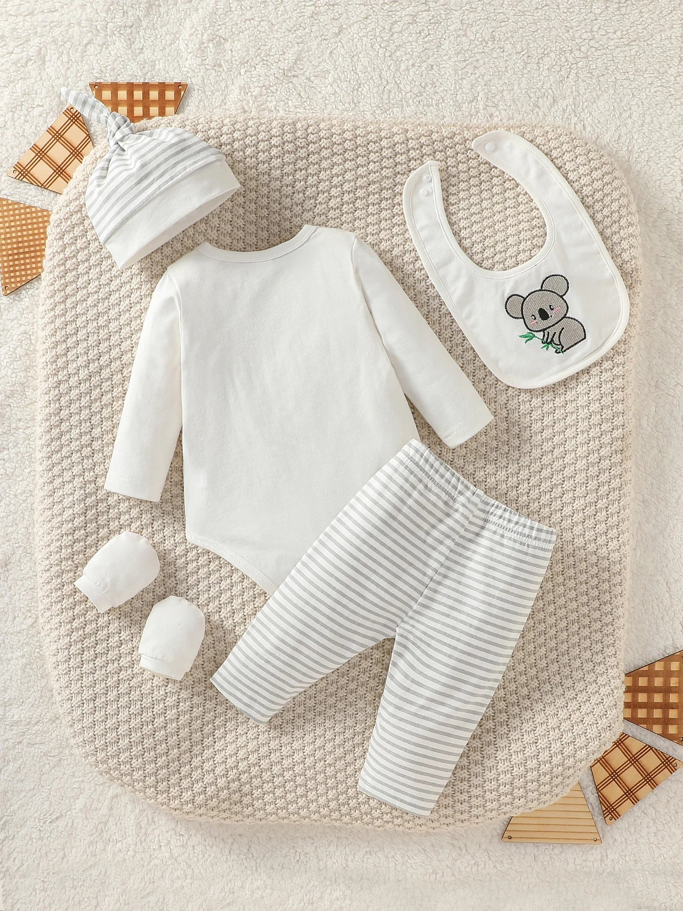 Niedliches Baby-Set mit Koala-Motiv