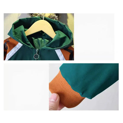 Stylische Kinderjacke mit Kapuze